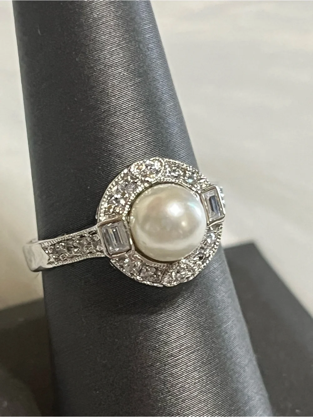 Premier Designs 2016 Pearl Ring